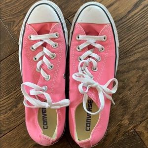 Women’s Pink Converse
